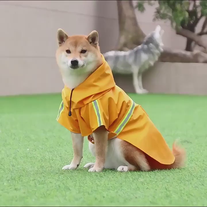 New Pet Raincoat with Hat Big Dog Poncho Waterproof Reflective Dog Raincoat Pet Clothes in Stock